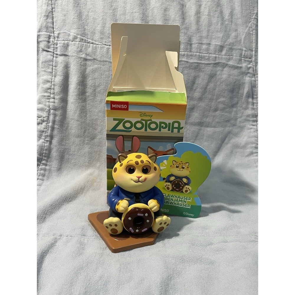 NEW MINISO Disney Zootopia Sit Nicely Series Blind Box Figure - Clawhauser